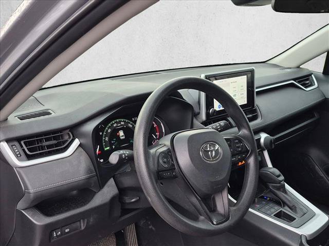 Used 2025 Toyota RAV4 LE AWD/4WD image 10