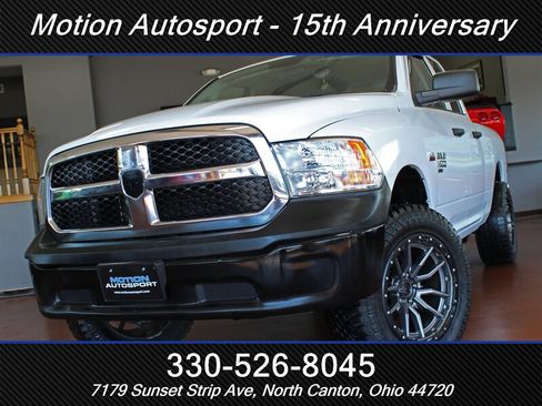 Used 2019 RAM 1500 Tradesman w/ Chrome Appearance Group AWD/4WD image 52