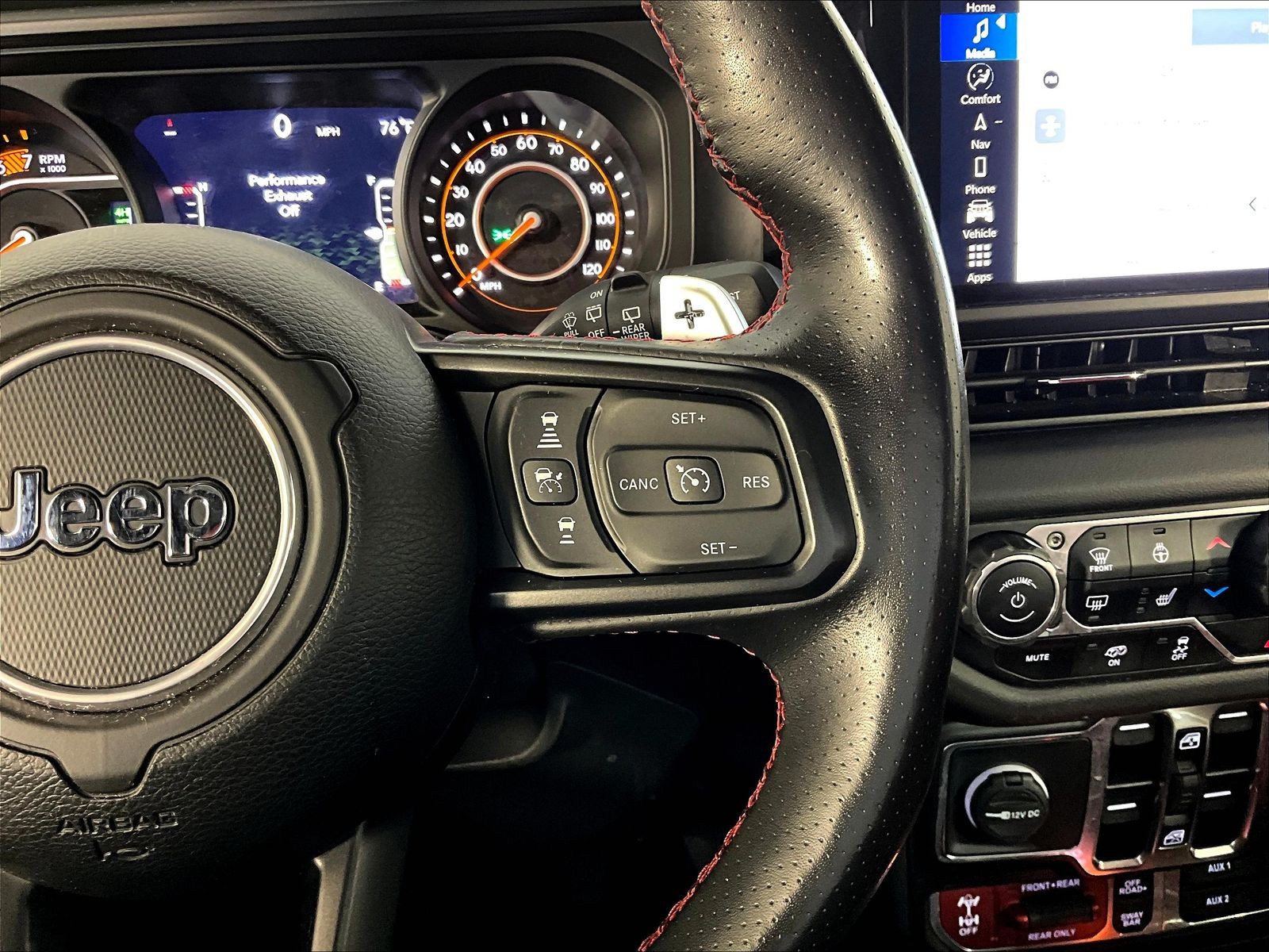 Used 2024 Jeep Wrangler Unlimited Rubicon 392 AWD/4WD image 12