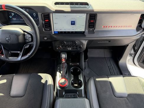 Used 2025 Ford Bronco Raptor AWD/4WD image 12