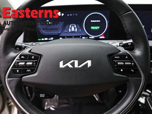 Used 2022 Kia EV6 Wind w/ Wind Technology Package AWD/4WD image 10