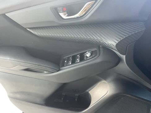 Used 2024 Subaru Ascent Premium w/ Convenience Package image 14