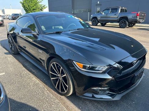 Used 2015 Ford Mustang GT Premium w/ Equipment Group 401A RWD image 1