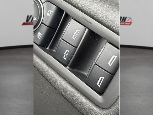 Used 2021 Cadillac XT6 Premium Luxury image 36