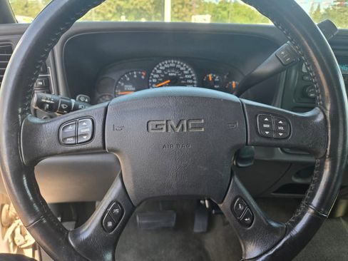 Used 2007 GMC Sierra 2500 SLE w/ Heavy-Duty Power Package image 28