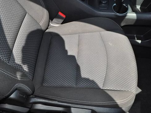 Used 2024 GMC Terrain SLE AWD/4WD image 21
