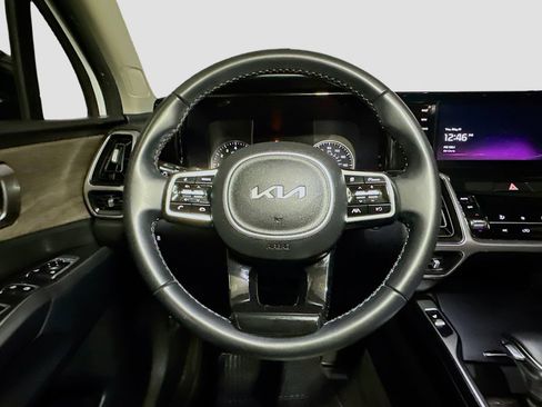 Used 2022 Kia Sorento S AWD/4WD image 13