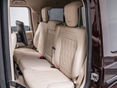 Used 2025 Mercedes-Benz G 63 AMG 4MATIC image 16