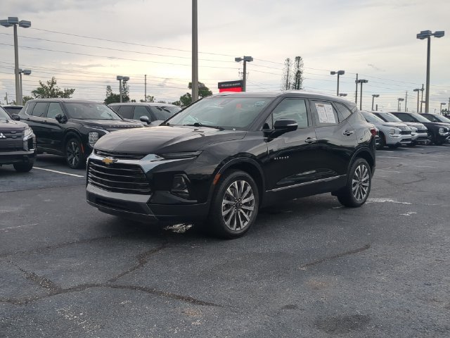 Used 2022 Chevrolet Blazer Premier FWD image 2