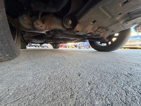 Used 2013 Lexus LX 570 4WD image 36