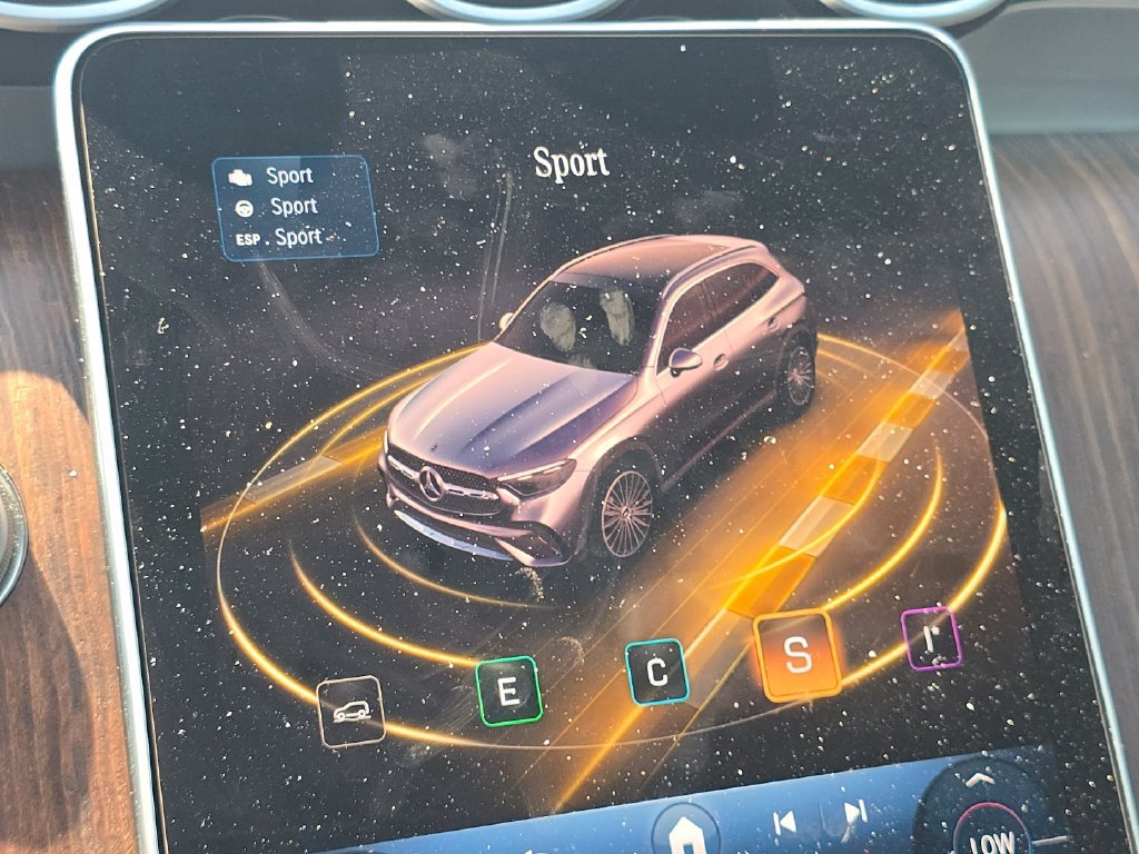 Certified 2026 Mercedes-Benz GLC 300 4MATIC image 33