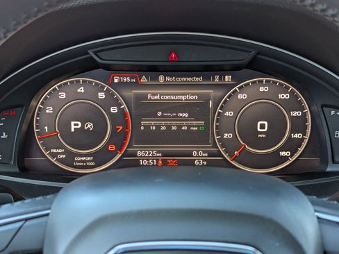 Used 2017 Audi Q7 3.0T Prestige w/ Prestige Package image 35