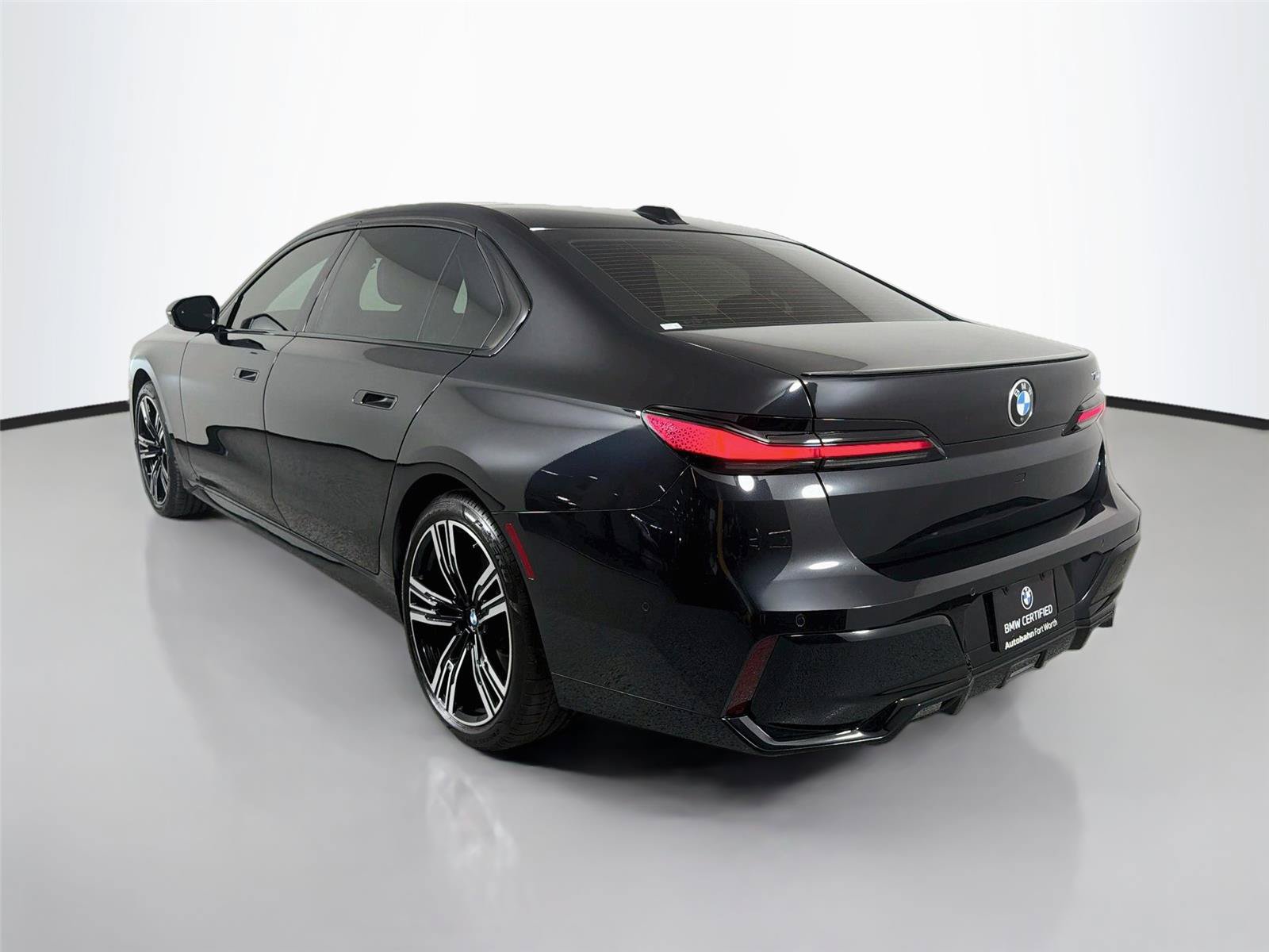 Used 2023 BMW 740i RWD image 7