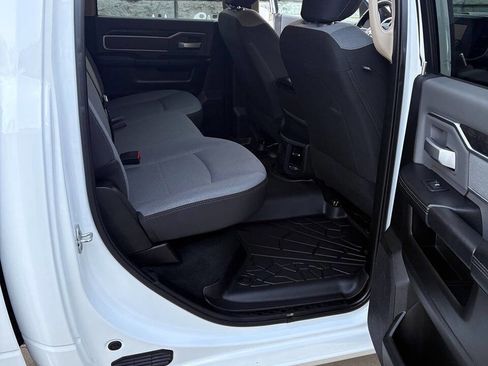 Used 2019 RAM 3500 Big Horn image 10