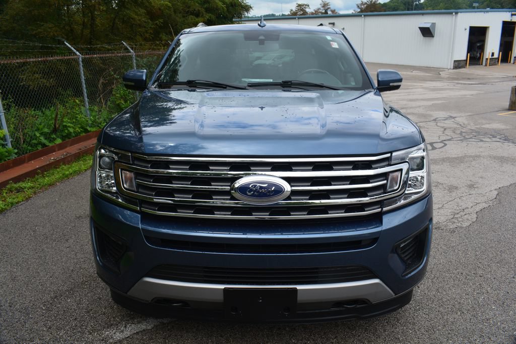 Used 2020 Ford Expedition Max XLT w/ Equipment Group 202A AWD/4WD image 2