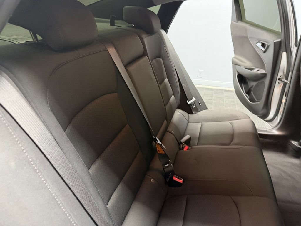 Used 2022 Chevrolet Malibu LT FWD image 45
