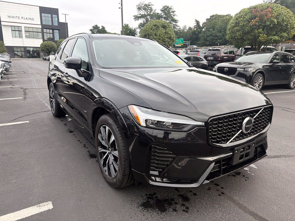 Certified 2024 Volvo XC60 B5 Core w/ Protection Package Premier AWD/4WD image 6