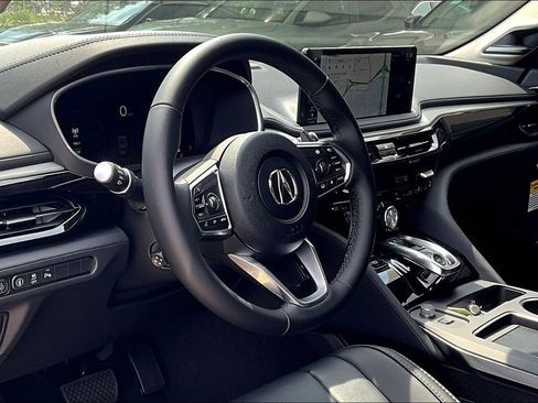 Used 2026 Acura MDX w/ Technology Package image 18