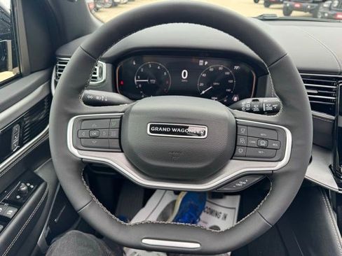 New 2026 Jeep Grand Wagoneer Limited AWD/4WD image 19