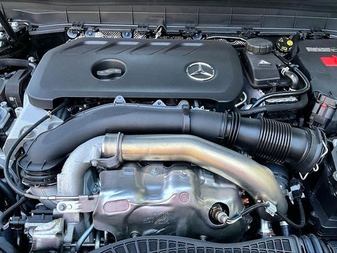 New 2026 Mercedes-Benz GLB 250 4MATIC image 15