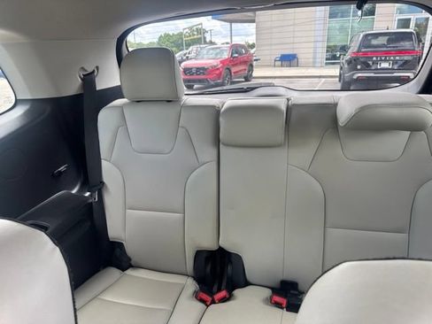 Used 2022 Kia Telluride S AWD/4WD image 5