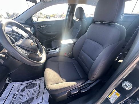 Used 2018 Chevrolet Malibu LS image 11