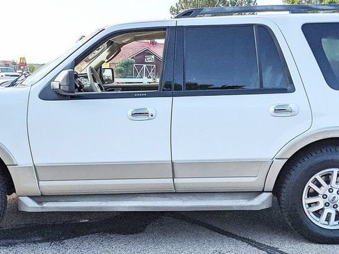 Used 2010 Ford Expedition Eddie Bauer AWD/4WD image 5