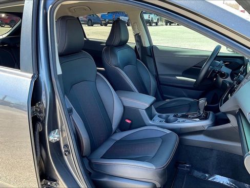 Used 2024 Subaru Crosstrek 2.5i Limited w/ Crosstrek Mirror Package image 7