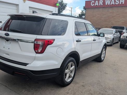 Used 2018 Ford Explorer FWD image 5