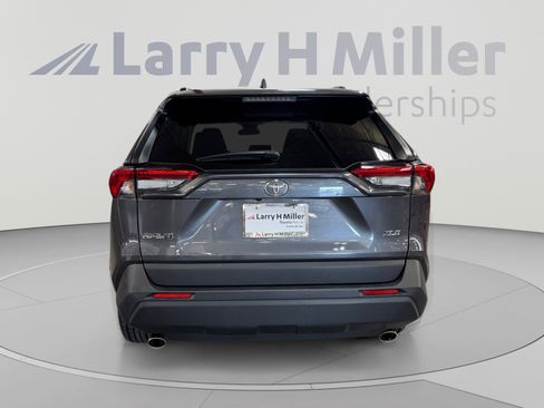 Used 2025 Toyota RAV4 XLE FWD image 4