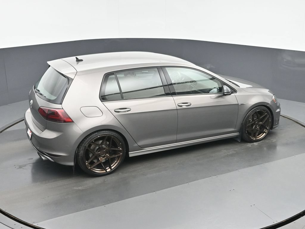 Used 2017 Volkswagen Golf R 4-Door AWD/4WD image 34