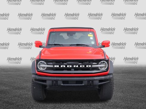 Used 2022 Ford Bronco Outer Banks w/ Sasquatch Package AWD/4WD image 3