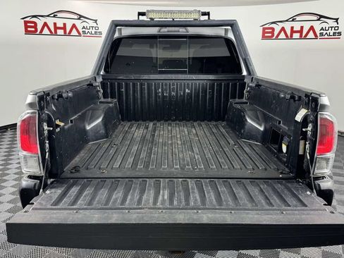 Used 2021 Toyota Tacoma TRD Off-Road AWD/4WD image 30