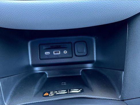 Used 2020 Chevrolet Equinox Premier w/ LPO, Floor Liner Package image 27