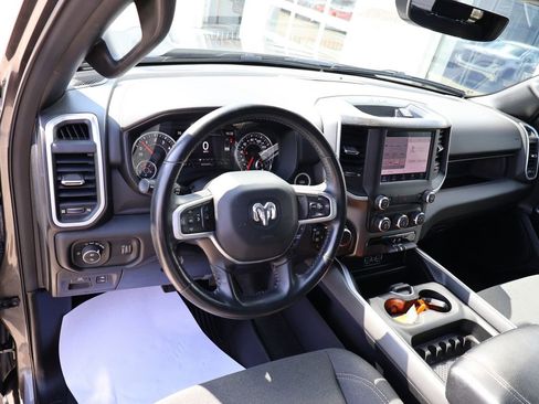 Used 2022 RAM 1500 Big Horn AWD/4WD image 22