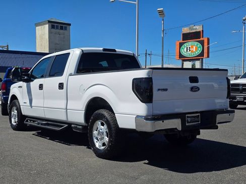 Used 2013 Ford F150 XLT w/ Mid Equipment Group AWD/4WD image 8