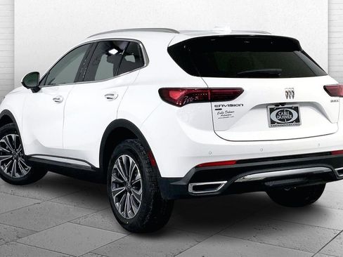 Used 2025 Buick Envision Preferred image 11