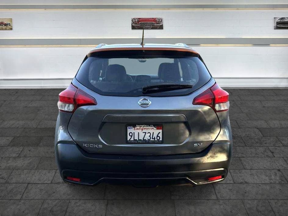 Used 2019 Nissan Kicks SV FWD image 6