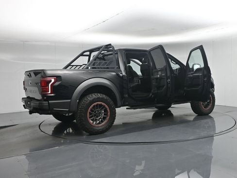 Used 2019 Ford F150 Raptor w/ Equipment Group 802A Luxury AWD/4WD image 4