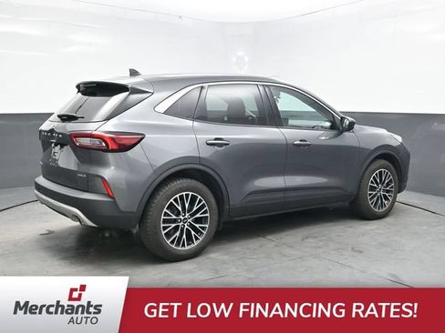 Used 2023 Ford Escape Active w/ Tech Pack #1 AWD/4WD image 8