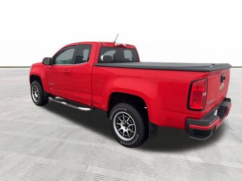 Used 2020 Chevrolet Colorado W/T w/ WT Convenience Package image 4
