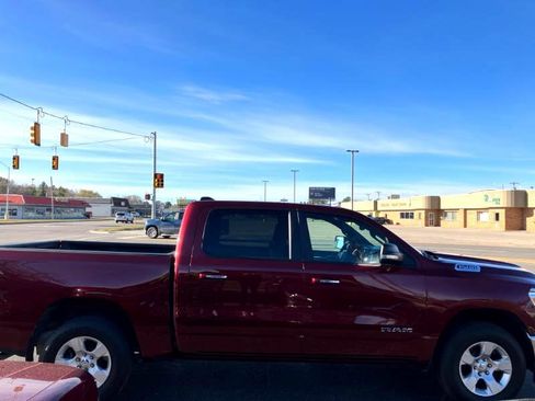 Used 2019 RAM 1500 Big Horn AWD/4WD image 15