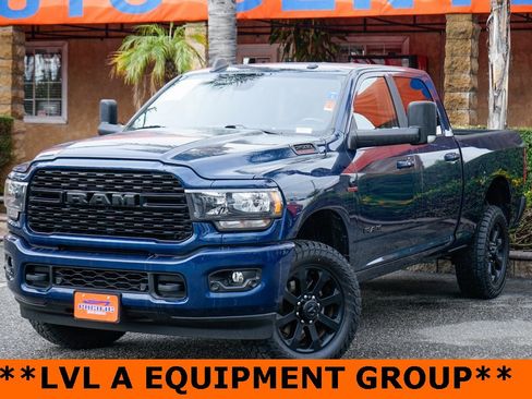 Used 2022 RAM 2500 Big Horn w/ Night Edition image 4