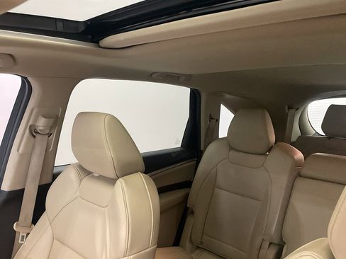 Used 2020 Acura MDX SH-AWD image 28