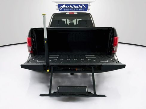 Used 2020 Ford F150 Lariat w/ Equipment Group 502A Luxury AWD/4WD image 28