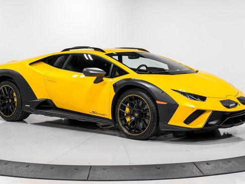 Used 2024 Lamborghini Huracan Sterrato image 39