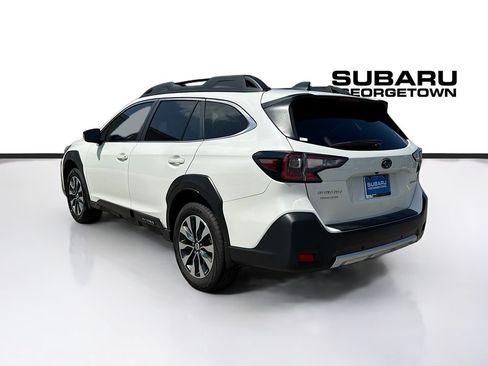Used 2025 Subaru Outback Limited AWD/4WD image 5