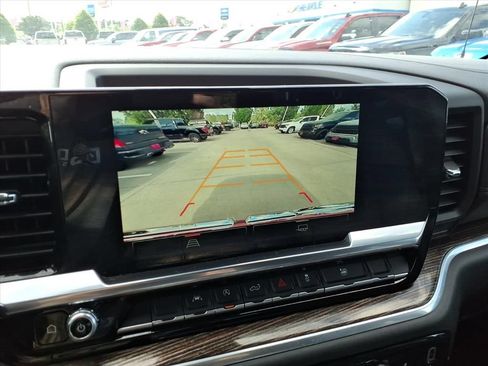 Used 2022 GMC Sierra 1500 Elevation AWD/4WD image 24
