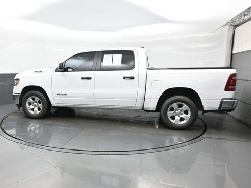 Used 2023 RAM 1500 Big Horn AWD/4WD image 4
