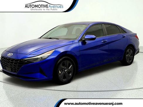 Used 2022 Hyundai Elantra SEL w/ Convenience Package FWD image 1